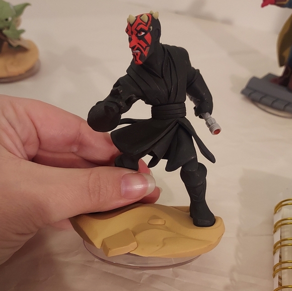 Lot of FIVE (5) Disney Infinity Figures - Marvel, Pixar and Star Wars - Picture 11 of 16